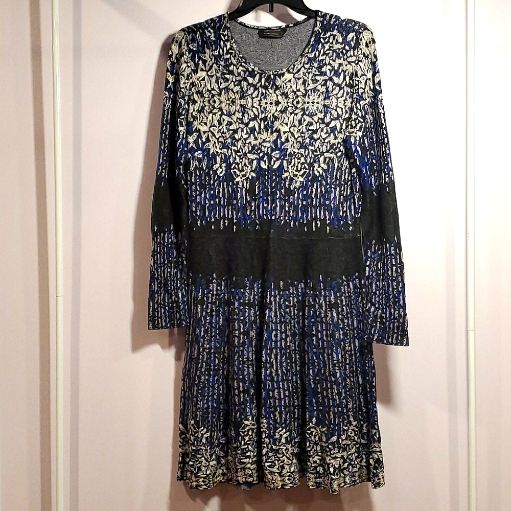 BCBG MAXAZRIA Blue Black Floral Dress